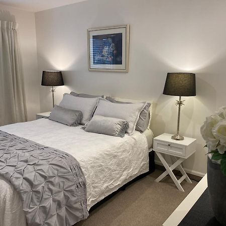 Maison Blue - Chic Garden Apartment Napier Exteriér fotografie